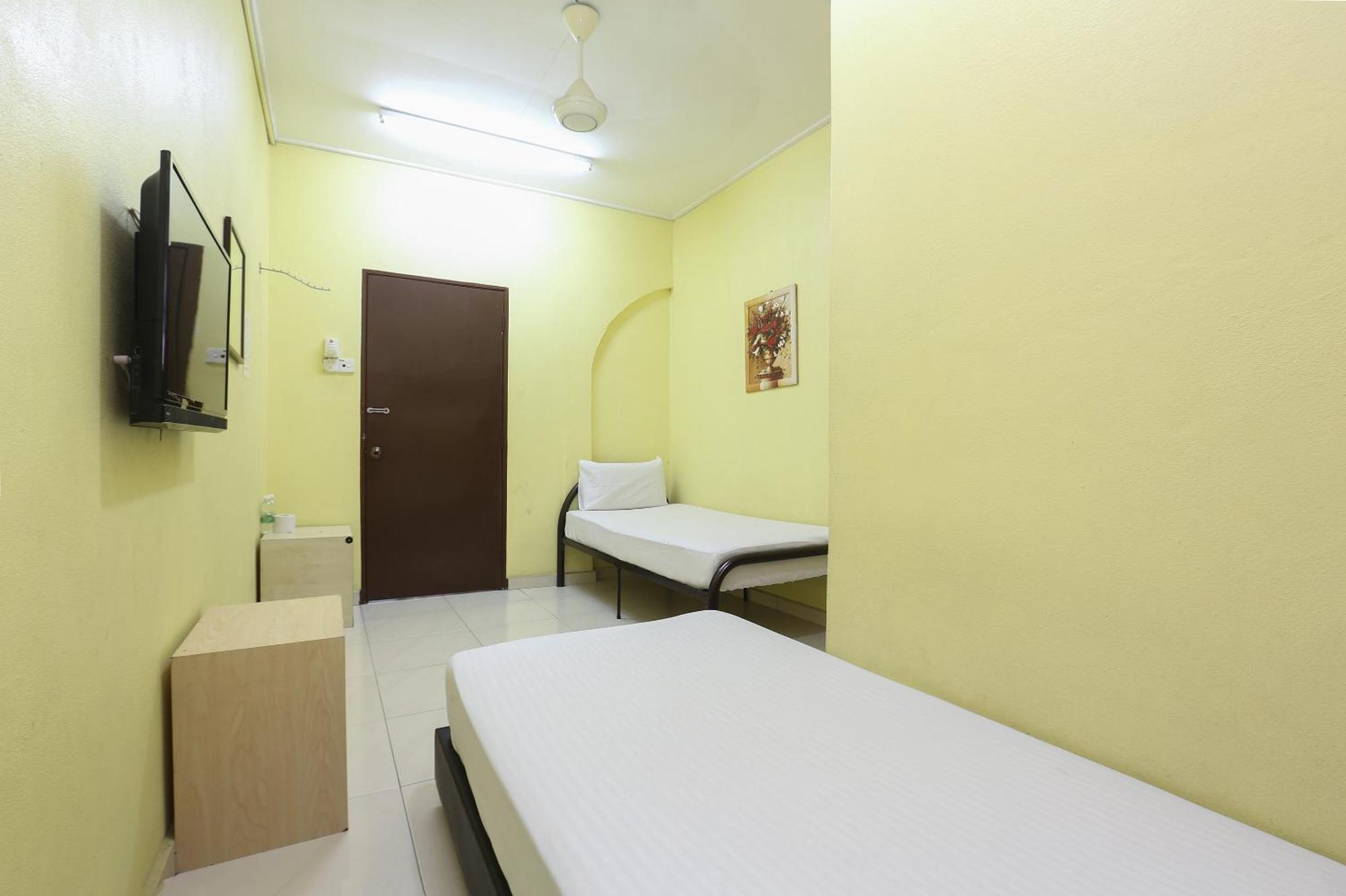 Oyo 89925 Innap Kota Bharu Kültér fotó