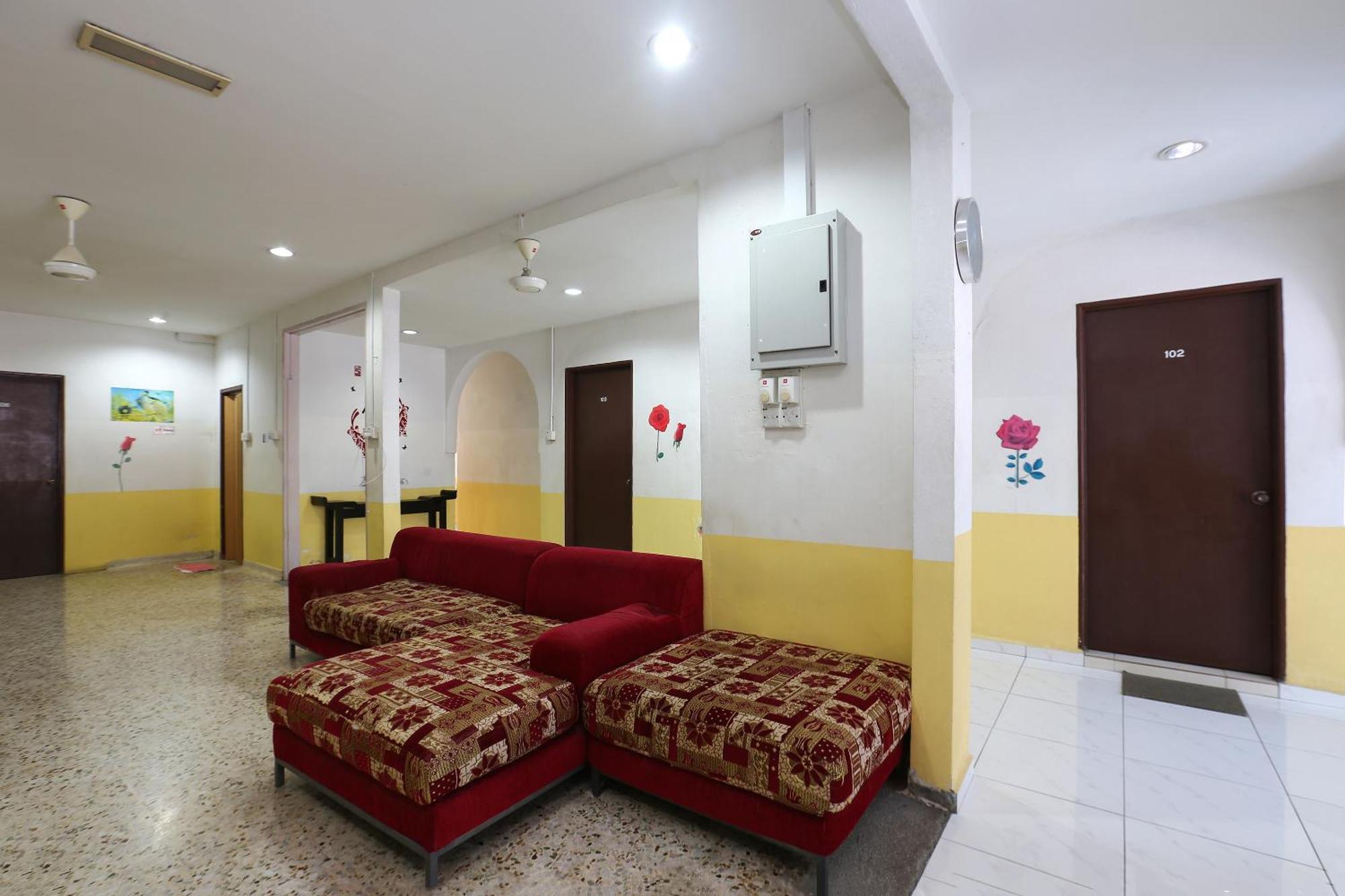 Oyo 89925 Innap Kota Bharu Kültér fotó