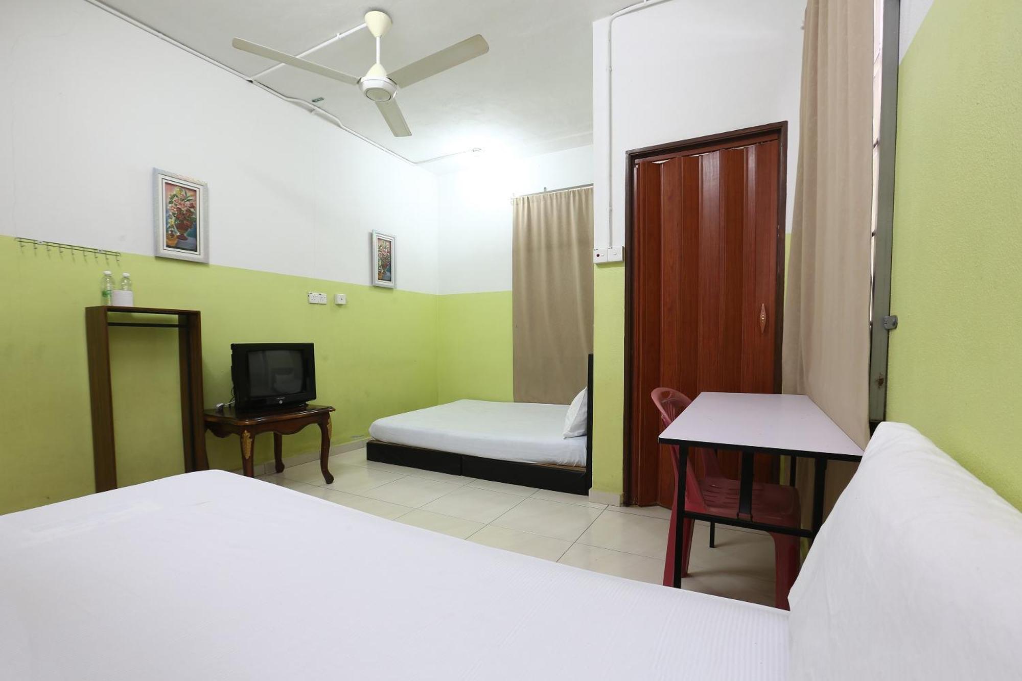 Oyo 89925 Innap Kota Bharu Kültér fotó
