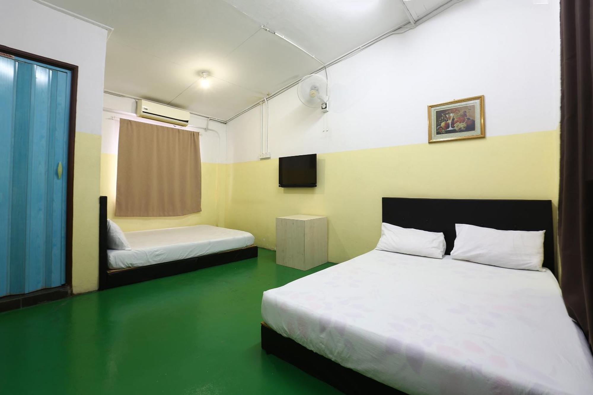 Oyo 89925 Innap Kota Bharu Kültér fotó